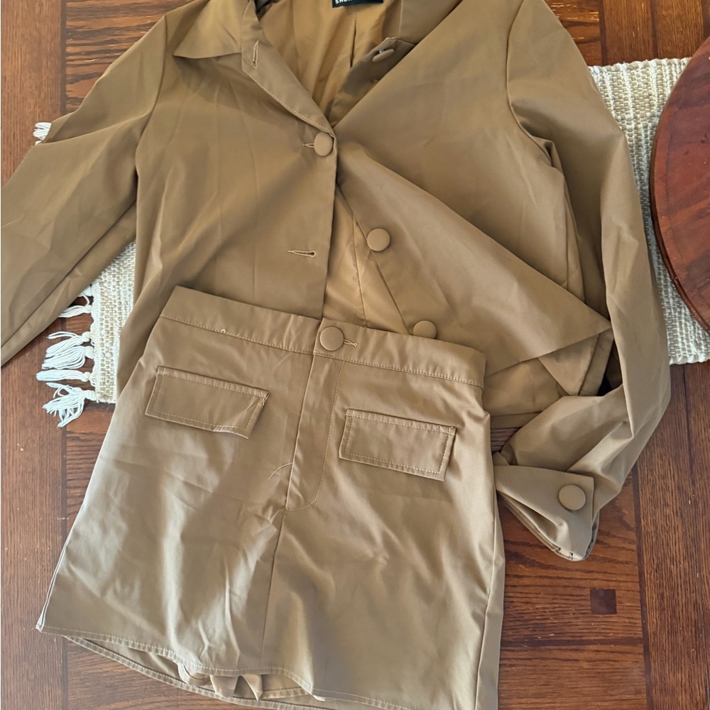 SHEIN Classic Tan Outerwear